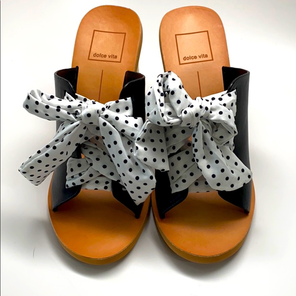 Dolce Vita Amber Leather Sandal